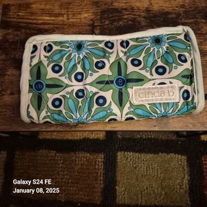 Cinda B Verde Bonita Wallet Zip Around Blue Green Zip Coin Credit Card Cute EUC